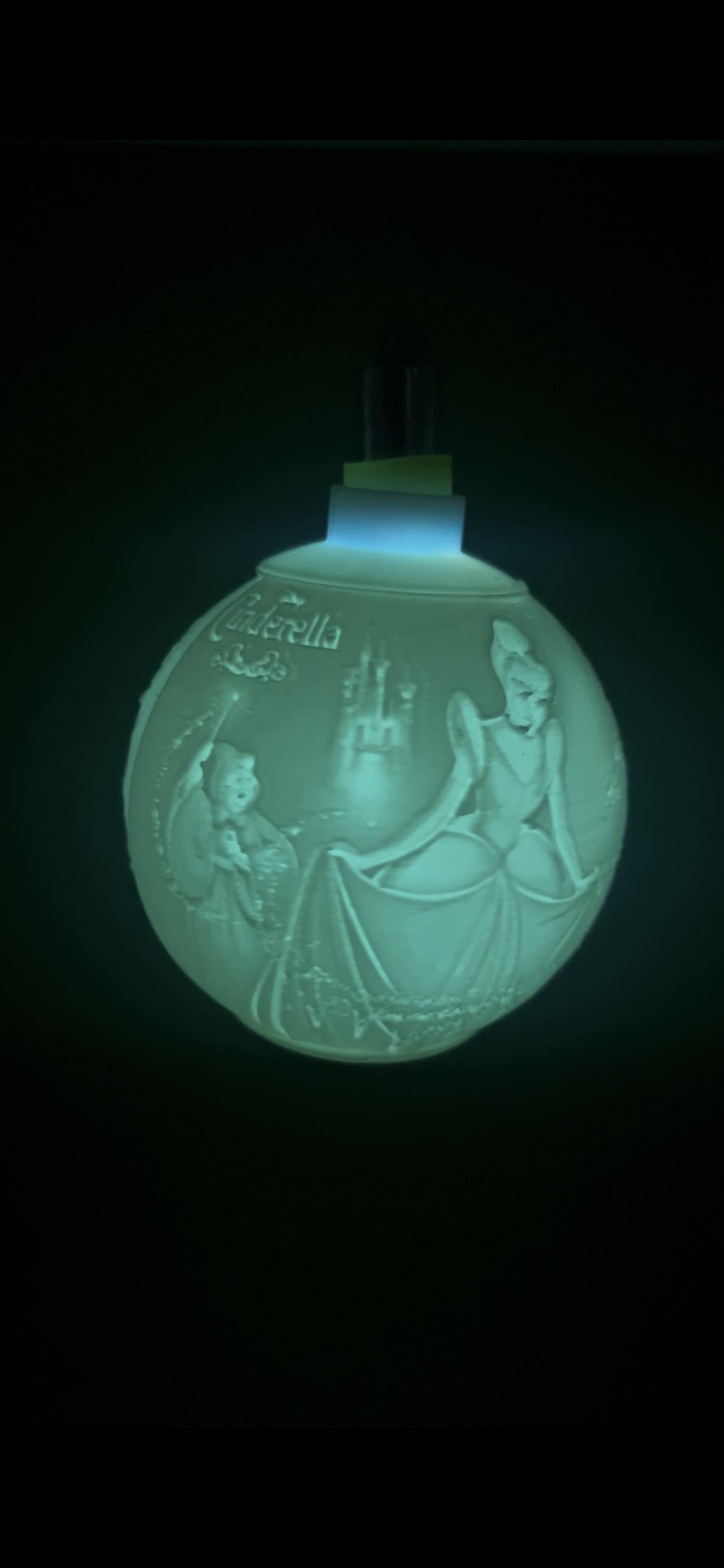 ❄️👑 Boule Lumineuse Cendrillon – Magie, Couleurs & Esprit de Noël 🎄✨ – Image 5